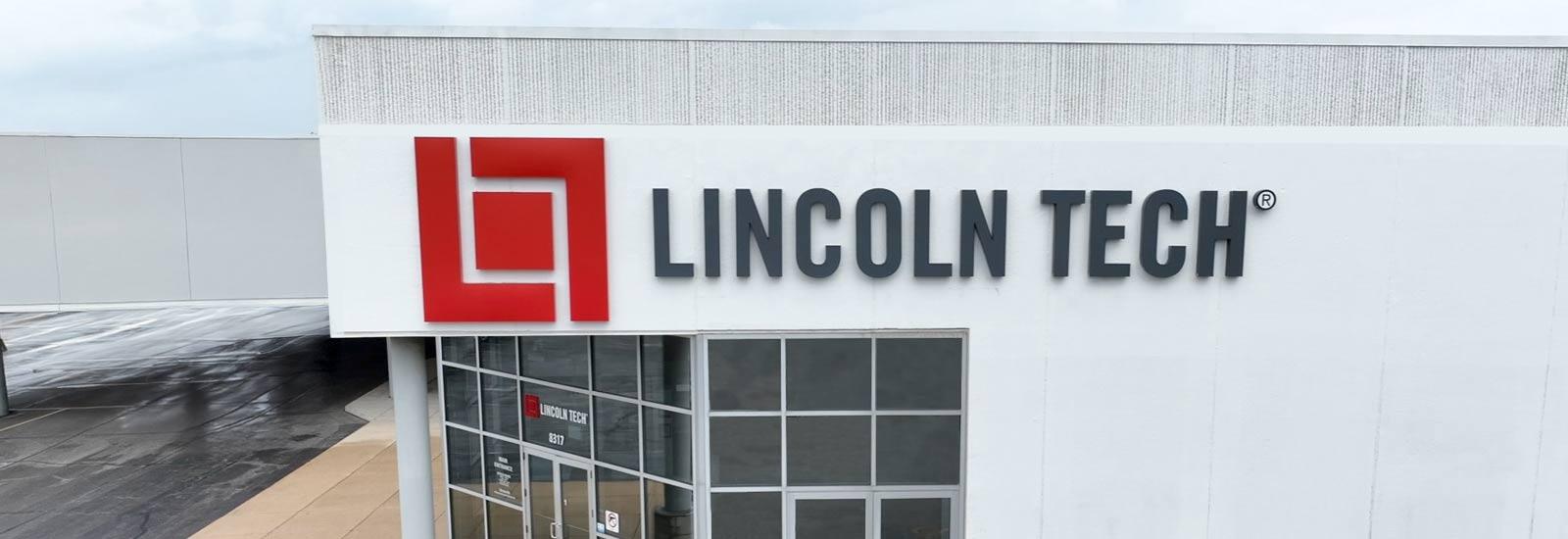 Lincoln Tech's campus in Melrose Park, Illinois.